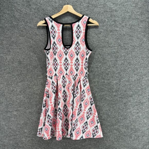 Three Pink Heart Dress Women S Small White Geometric Sheath Midi Sleeveless - Picture 2 of 6